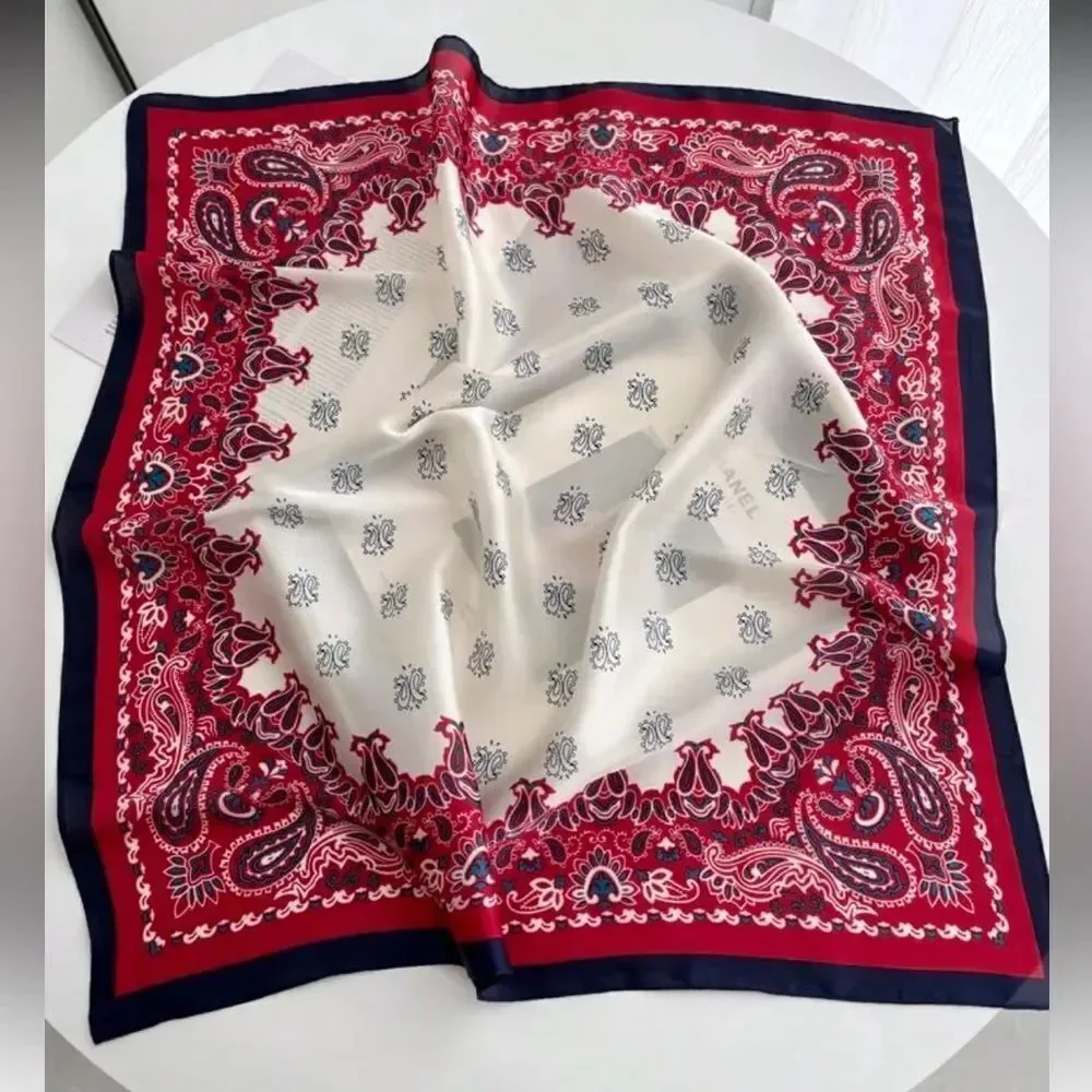 Elegant Red and White Paisley Scarf A1391
